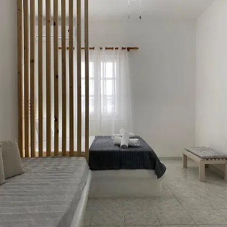 מלון Serene Hill נאוסה