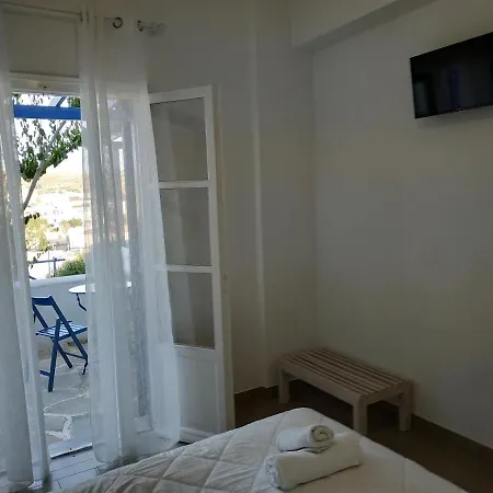 מלון Serene Hill נאוסה